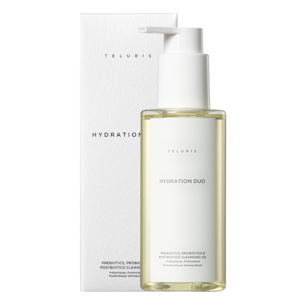 Lightweight texture of the cleansing oil showing smooth, non-comedogenic consistency for double cleansing